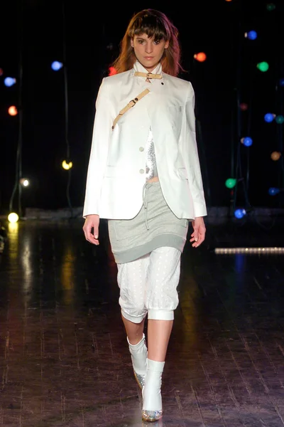 Look 24